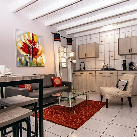 Citylife Apartments In Willemstad - Groundfloor 2 Bedroom Apartment - A